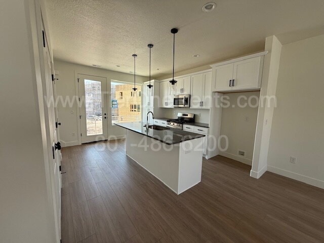 Building Photo - NO DEPOSIT option available for qualified ...