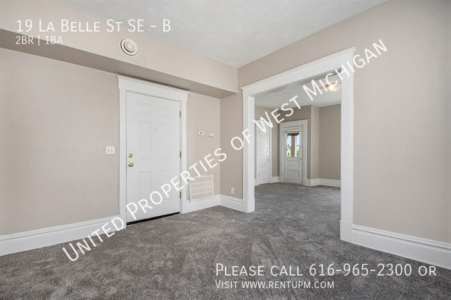 Building Photo - Available Now | 2 Bedroom 1 Bath Apartment...