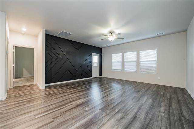 Building Photo - 5275 Amistad Dr
