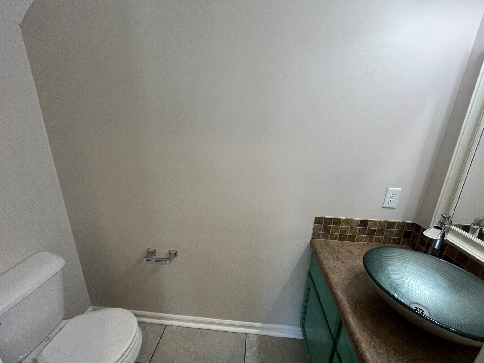 Building Photo - 3873 Crest Point Dr