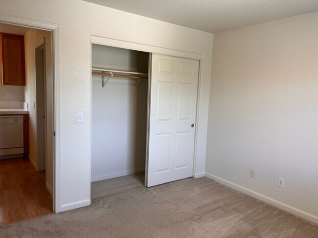 Building Photo - 1776 Waltzer Rd