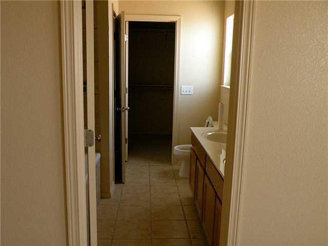 Building Photo - 11840 Auburn Sands Dr