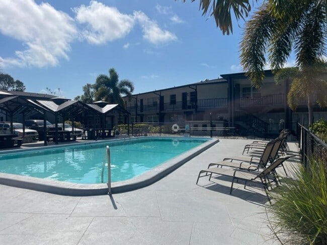 Interior Photo - Palms of Belleair
