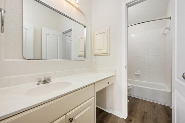 Building Photo - 2512 Rio Mesa Dr