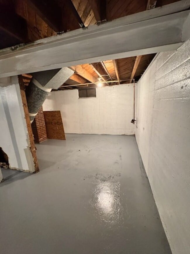 Building Photo - New Listing!!!