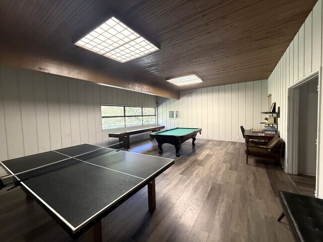 Building Photo - STUNNING THREE BEDROOM PLUS OFFICE MARINER GREEN CONDO WITH GREAT OUTDOOR SPACE