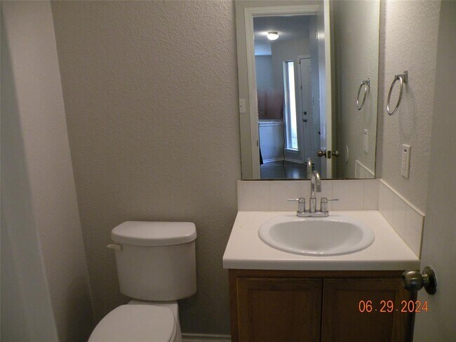 Building Photo - 3308 Etheredge Dr