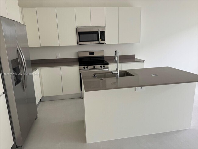 Building Photo - 34513 SW 191st Ct