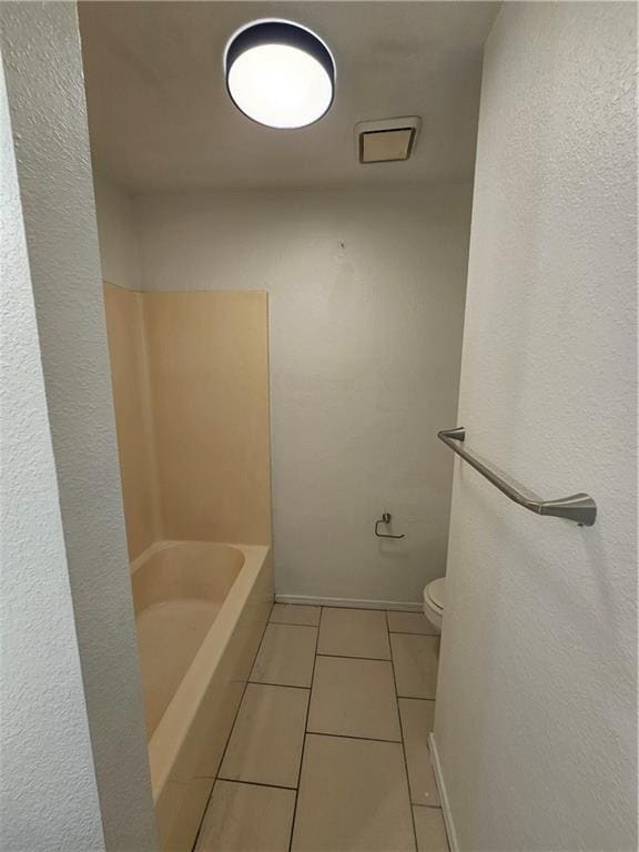 Building Photo - 2326 W Roselawn St