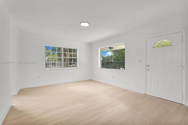 Building Photo - 151 NW 42nd St