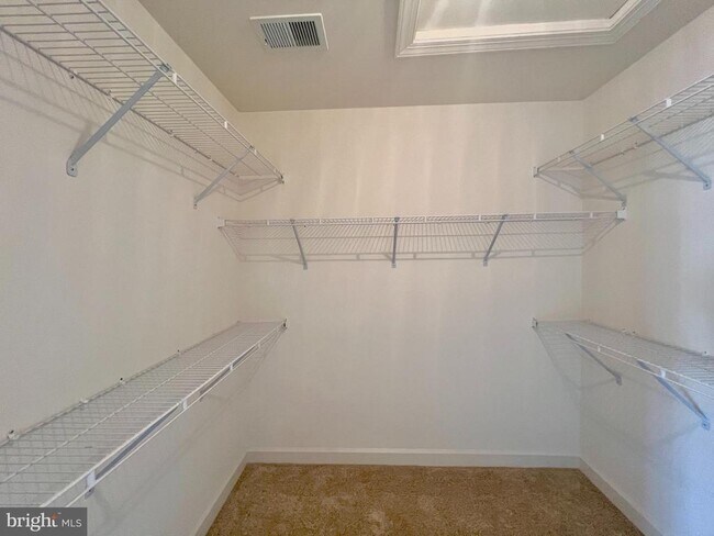 Building Photo - 12919 Benton Park Cir