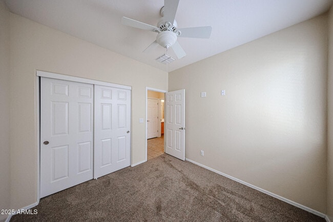 Building Photo - 43337 N Heavenly Way