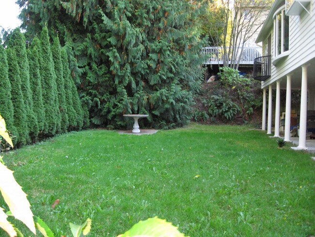 Building Photo - 9510 20th Ave NE