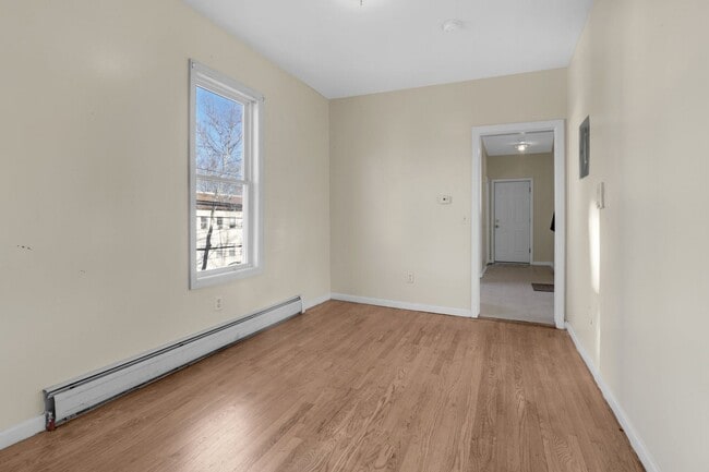 Primary Photo - 284 Watchung Ave