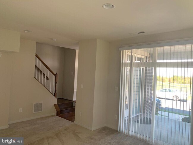 Building Photo - 21035 Ashburn Heights Dr