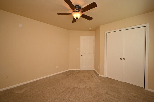 Building Photo - 3111 Keystone Square Ln