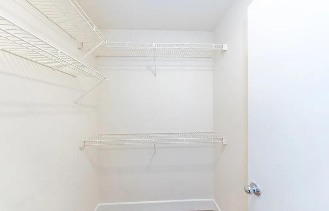 Building Photo - 28107 Caldaro