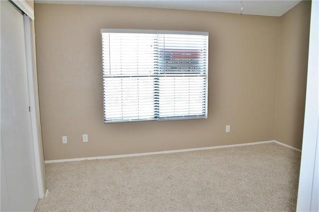 Building Photo - 212 Samuel Blvd