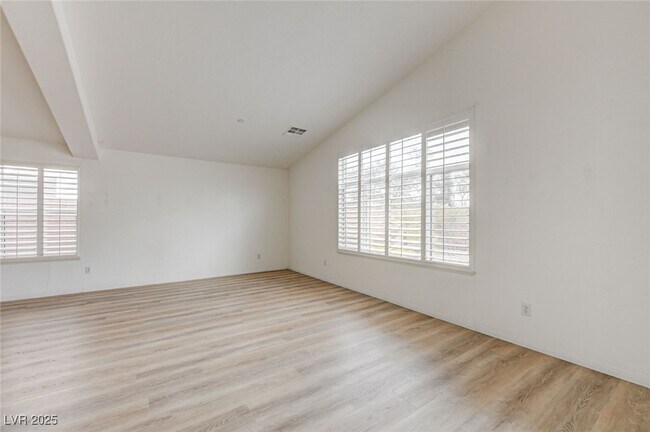 Building Photo - 8031 Pavarotti Ave
