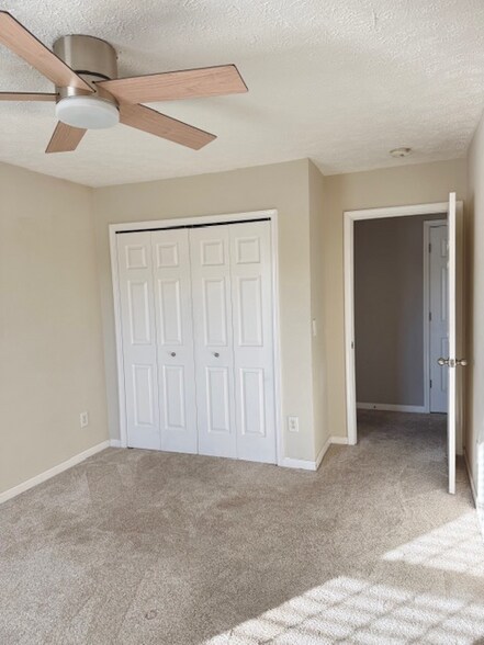 Building Photo - 1044 Rambling Brook Rd