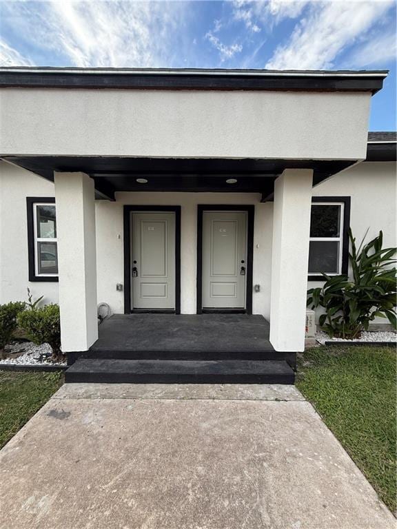 Building Photo - 8 Miller Ave