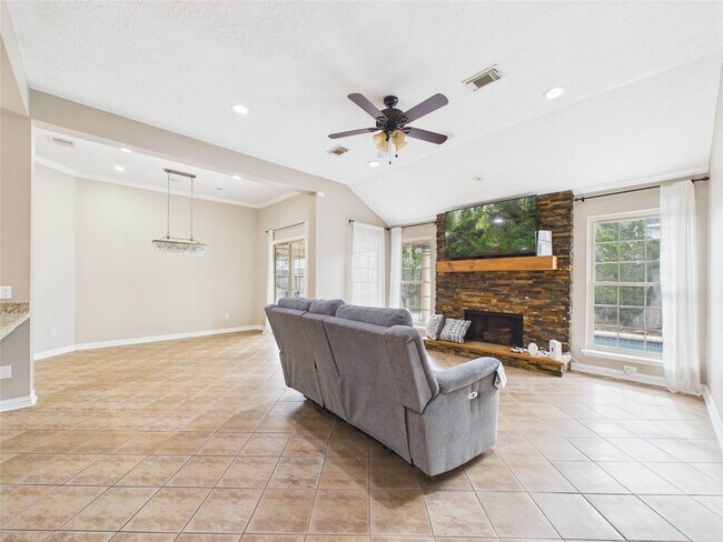 Building Photo - 4819 10 Sleep Ln