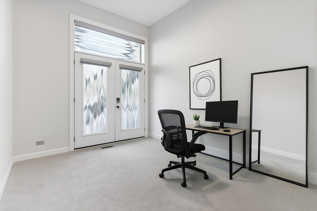 Building Photo - 1867 N Halsted St