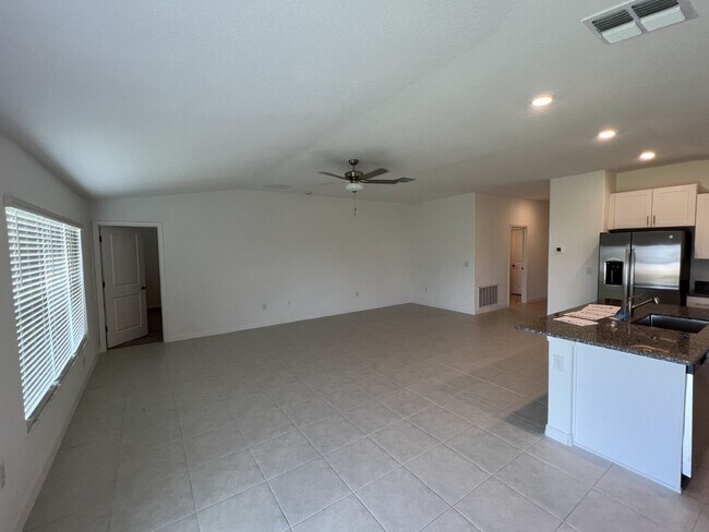 Building Photo - 12767 Weston Oaks Ln