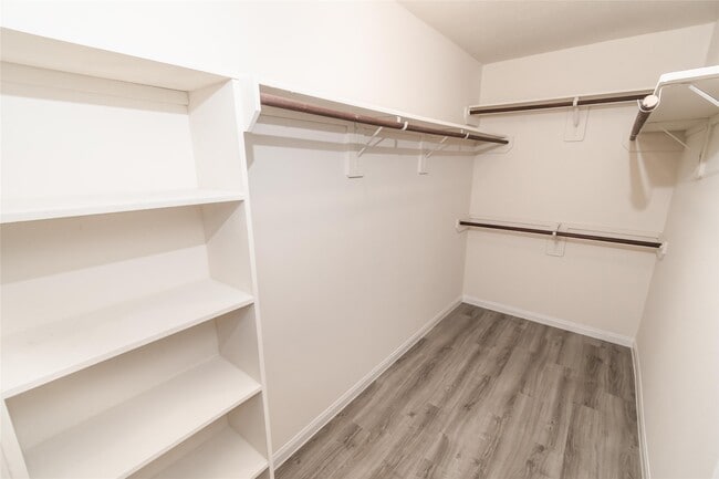 Building Photo - 827 Frontera Ct