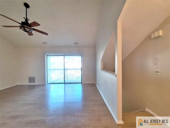 Building Photo - 511 Sunshine Ct