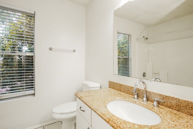 Building Photo - 4758 W Wahalla Ln