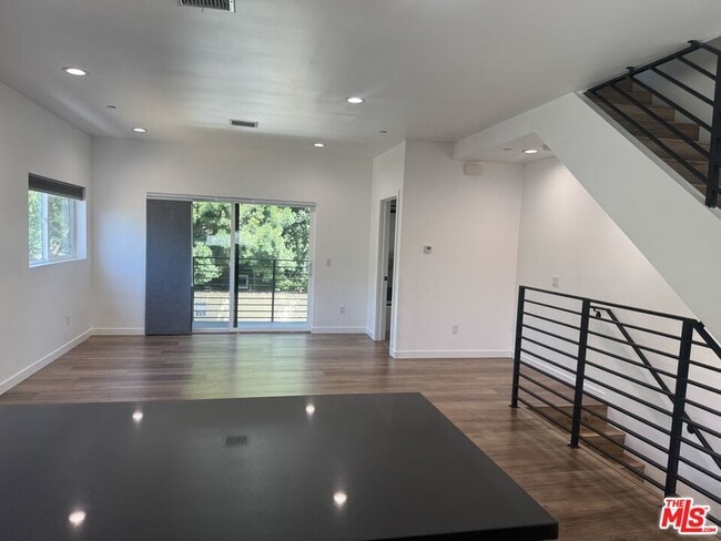 Building Photo - 5638 Woodman Ave