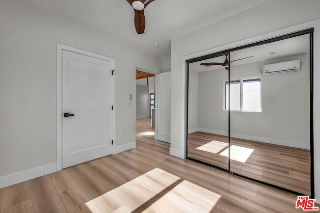 Building Photo - 2766 N Frederic St