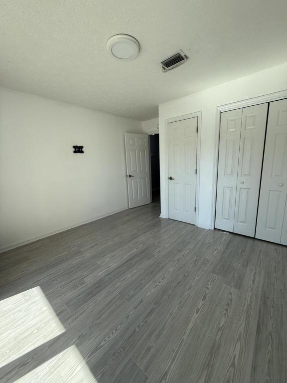 Building Photo - 17690 Front Beach Rd