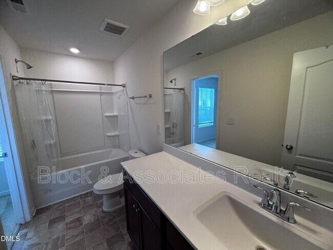 Building Photo - 1748 Clayfire Dr.