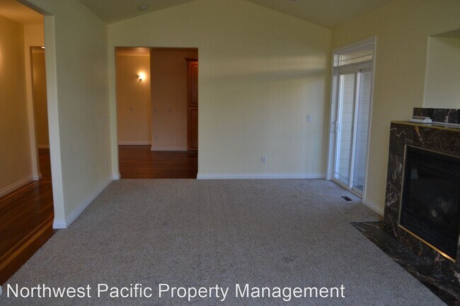 Building Photo - 3 br, 2.5 bath House - 947 Burley Hill Dri...
