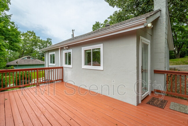 Building Photo - 416 Jadie Ln