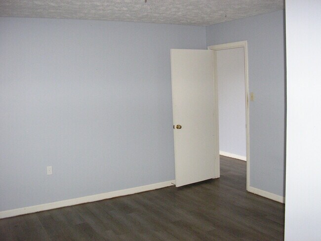 Building Photo - 3812 Charlie Moran Hwy