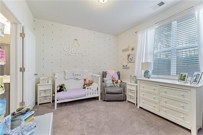 Building Photo - 7940 Willoughby Ct