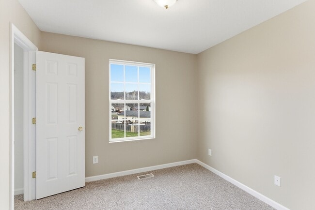 Building Photo - 2806 Wendi Ann Dr