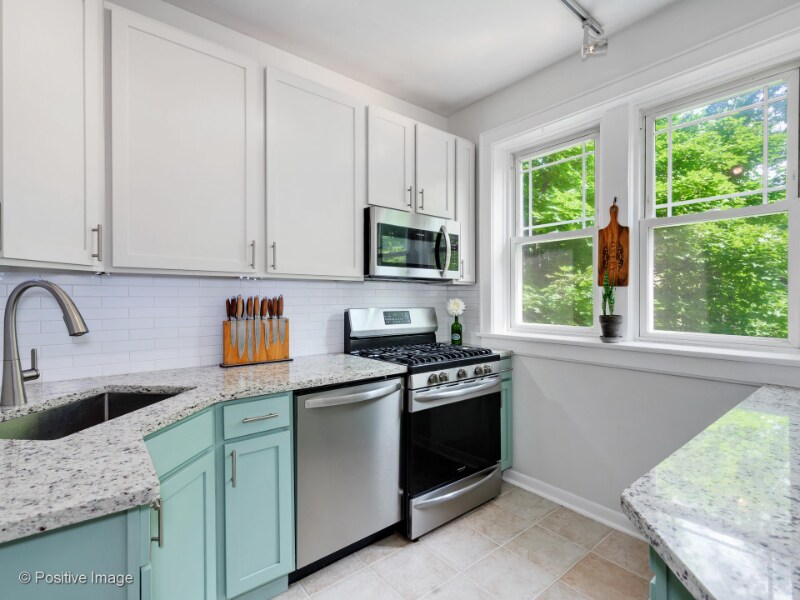 Building Photo - 2501 N Washtenaw Ave