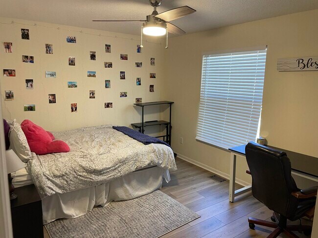 Building Photo - 203 E St