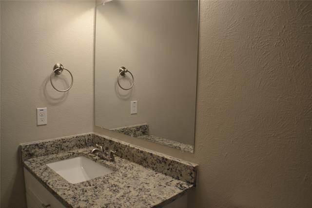 Building Photo - 2311 Eastgate Dr