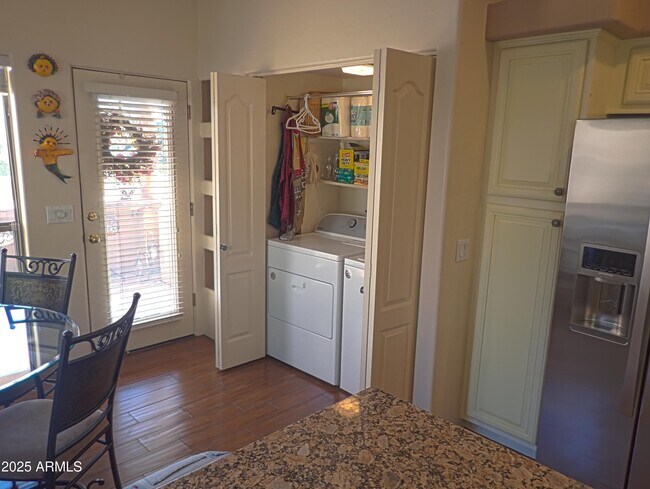 Building Photo - 38065 N Cave Creek Rd