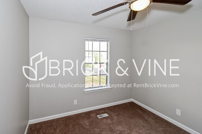 Building Photo - 3109 Fieldstone Cir