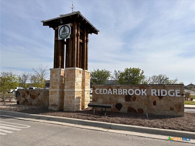 Building Photo - 2606 Cortona St