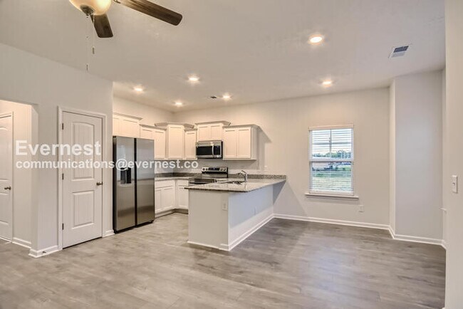 Building Photo - 345 Raines Ct