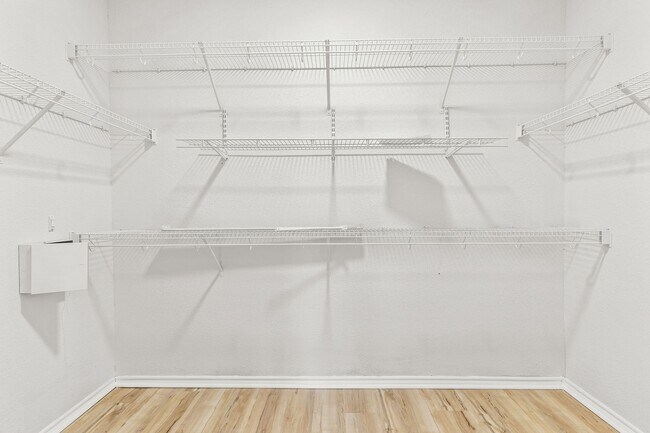 Building Photo - Fabulous 4 Bedroom Home in The Preserve at Indian Springs ~ Hot Tub ~ Great Amenities!