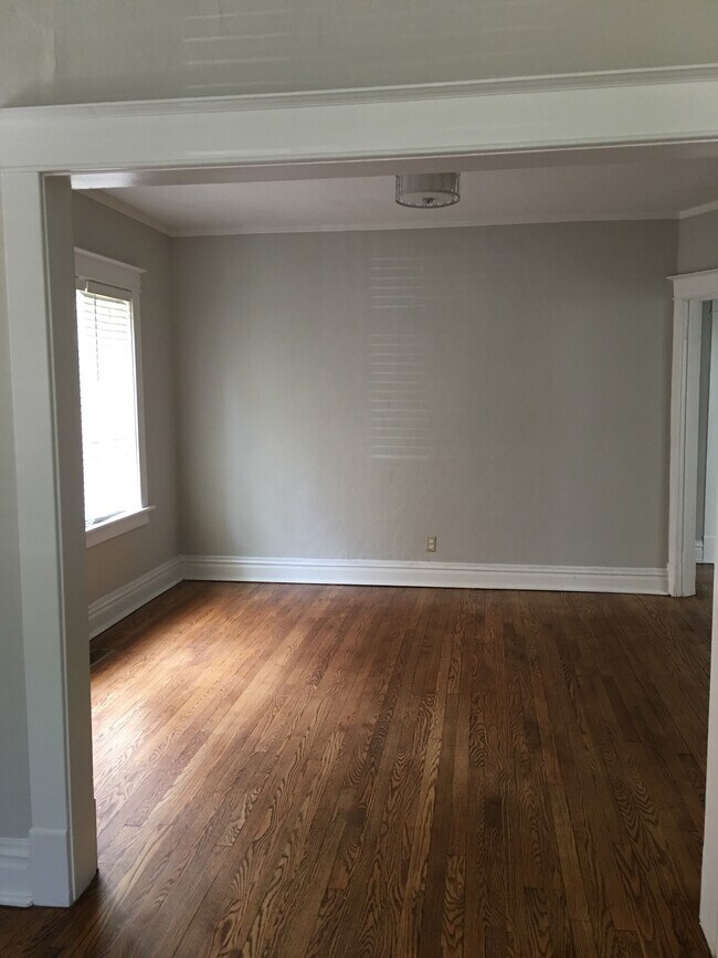 Building Photo - 7748 Wise Ave