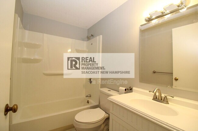 Building Photo - 912 White Cedar Blvd